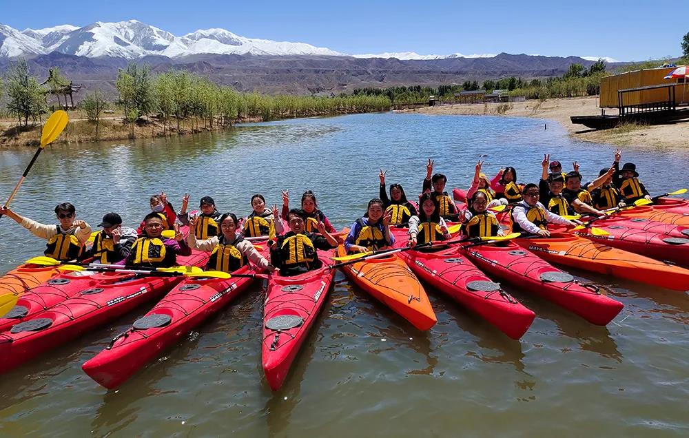 AG九游会国际官网控股记青海战区千姿湖之旅