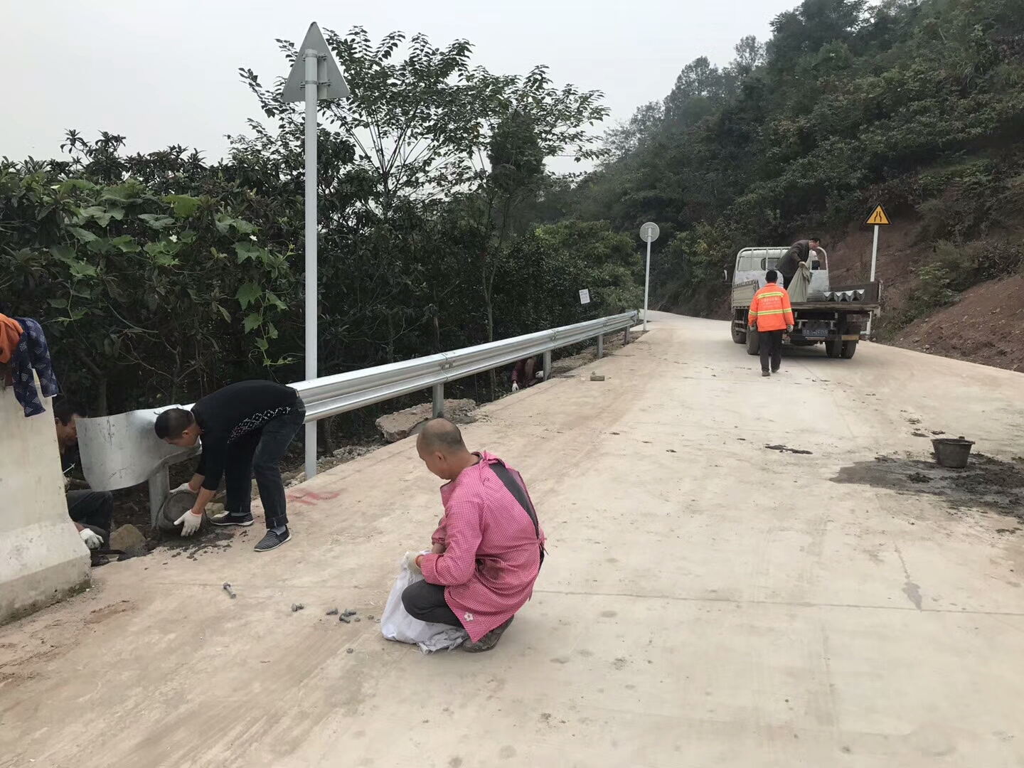 波形护栏怎么验收？？？？？？？？